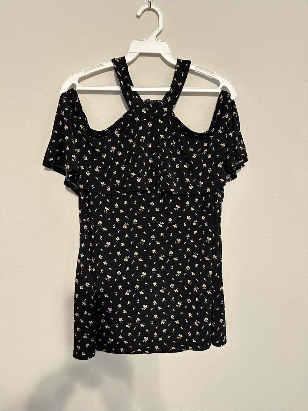 Michael Kors Black Floral Cold-Shoulder Women's Top